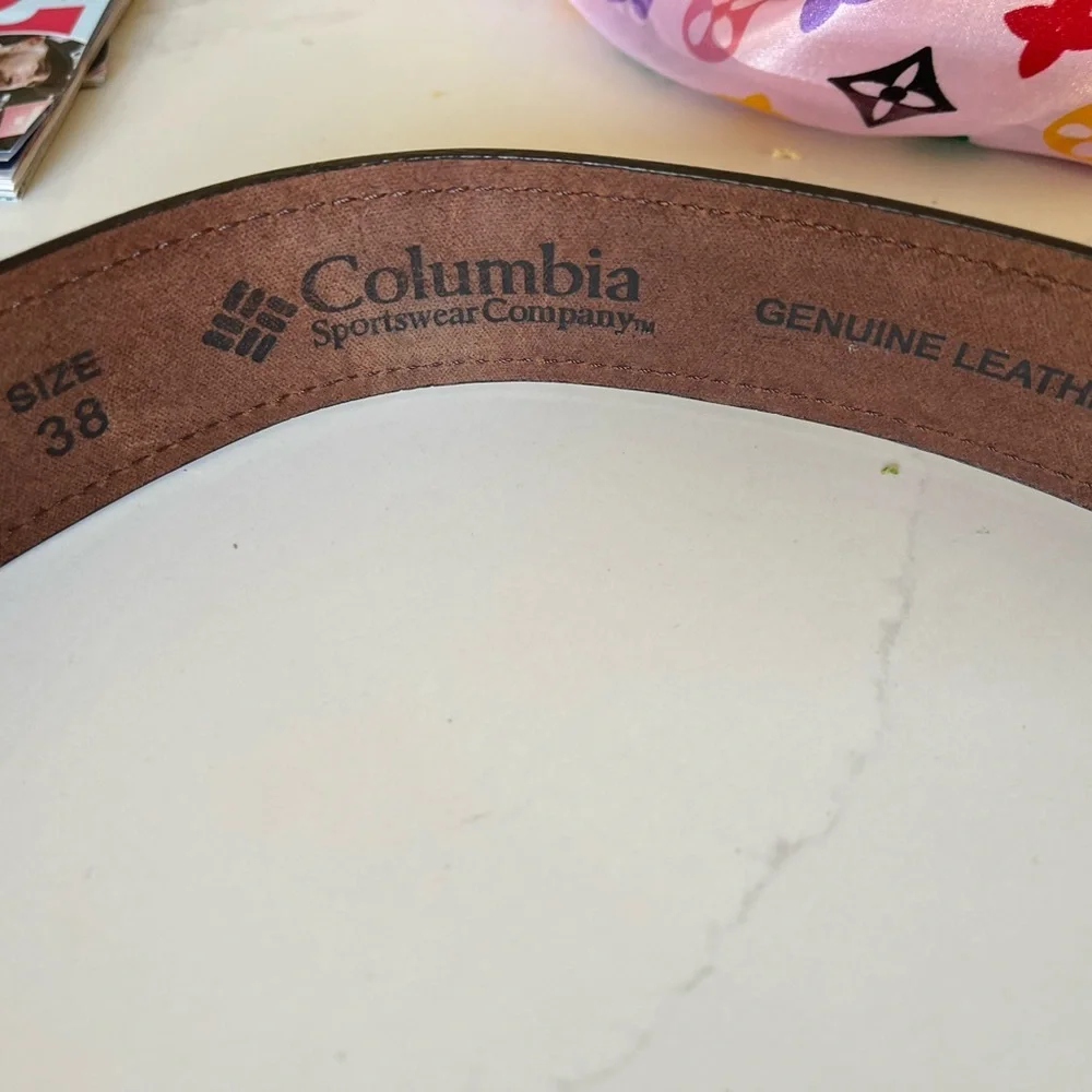 NEW! Men's Casual Leather Belt Columbia Sportswear Co.  Size 38